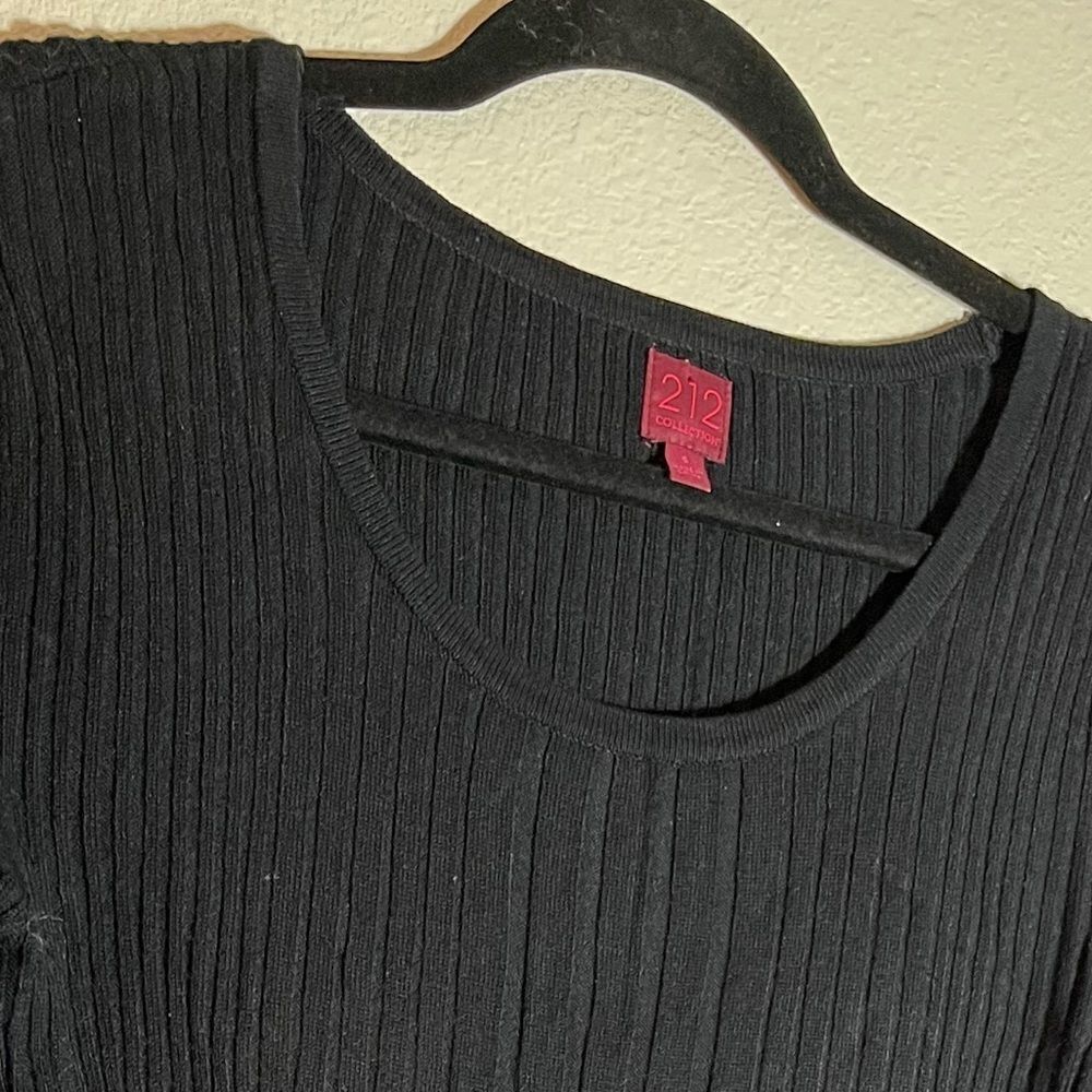 212‎ Collection Ribbed Sweater - Picture 5 of 7